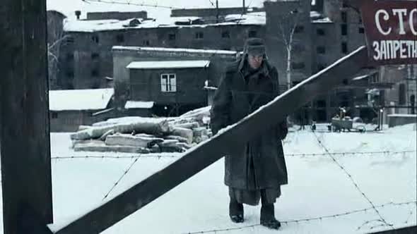 Náhled Transport - válečné drama ( Hrají- Thomas Kretschmann, Vera Farmiga, Daniel BrĂĽhl, Natalie Press, Thekla Reuten ) DVDRip XviD CZ.avi (8)