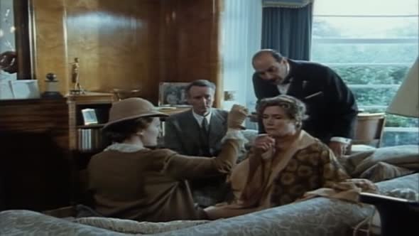 Náhled Hercule Poirot S05E02 Outsider (CZ).avi (8)