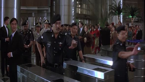Náhled Past.1999.BDRip.XViD.CZ.avi (9)