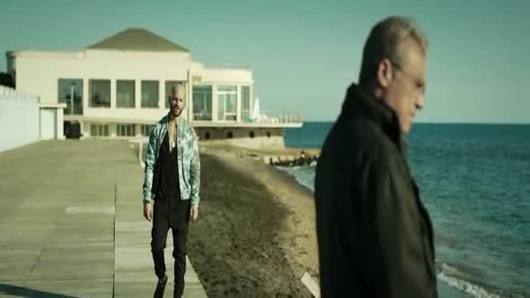 Náhled Suburra-cz-tit.v-obraze.csfd-85.kvalitni-a-drsna-gangsterka-2015.avi (5)