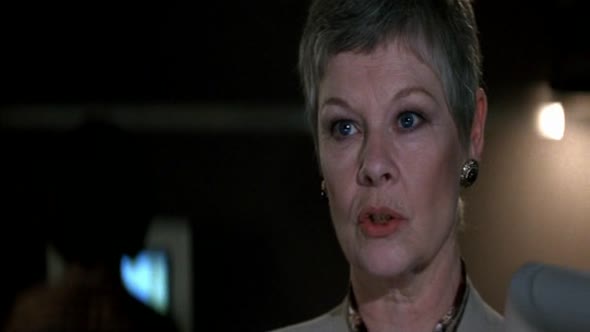 Náhled Zlate oko (1995) CZ dabing Akcni Dobrodruzny Krimi Thriller.avi (4)