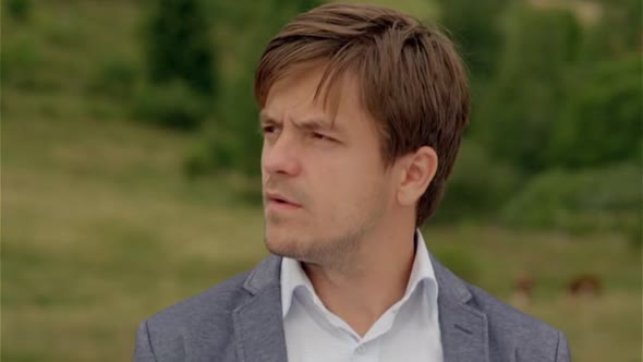 Náhled Celebrity-s.r.o.2016.DVDRp.Cz.avi (8)
