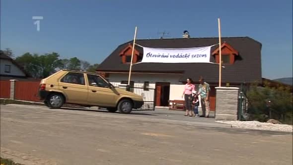 Náhled 07.Proc bychom se netopili E07 Vodacka svatba.avi (5)