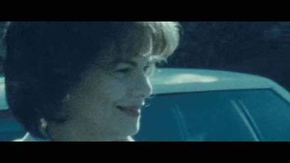 Náhled Útěk do divočiny CZ dabing - Dobrodružný Drama, USA, 2007.avi (2)