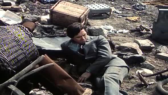 Náhled ZÍTRA VSTANU A OPAŘÍM SE ČAJEM - KOMEDIE - ČESKÝ FILM.avi (9)