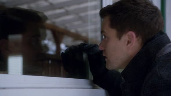 Náhled Fringe.S04E11.Making.Angels.DVDRip.XviD.MultiDub.CZ-pix.avi (9)