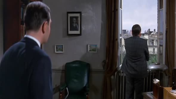 Náhled Komisař Clouseau na stopě (Komisař Clouseau na stopě aneb Výstřel v temnotě) (1964) (CZ) (Komedie, Mysteriózní, Krimi).avi (8)