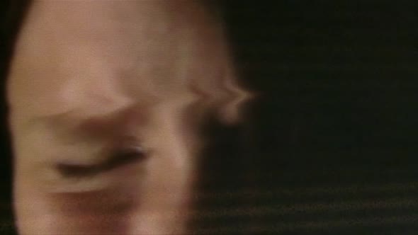 Náhled Paranormal.Activity.The.Ghost Dimension.2015.BRRip.XviD.AC3.CZ.avi (2)