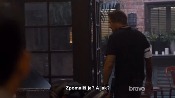 Náhled Colony.S01E06.CZ.tit.avi (8)