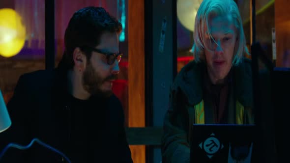 Náhled WikiLeaks.2013.BDRip.DivX.AC3.CZ.dabing.avi (5)