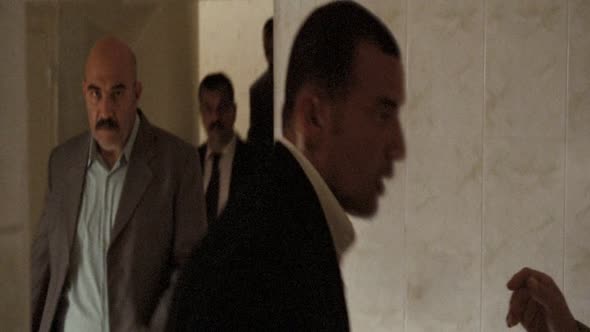 Náhled Zelená Zóna-HD.CZ.dabing.DivX.DVDRip.avi (3)