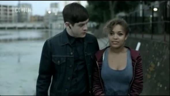 Náhled Zmetci-(Misfits)-s02e05-CZ.avi (1)
