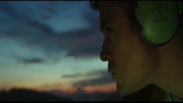Náhled Hacker 2015.BDRip.XviD.CZ-HiDE.avi (4)