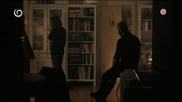 Náhled Za-sklom-(2016)-3. diel-krimi-seriál-Slovensko-TVRip-Nicole.avi (6)