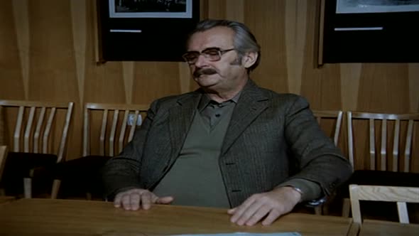 Náhled Zralé víno - 1981 DVDrip CZfilm.avi (8)