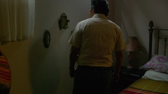 Náhled Narcos.S02E08.WEB.X264-DEFLATE.mkv (10)