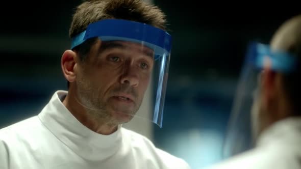 Náhled Helix S01E04 - BRrip CZdabing.avi (2)