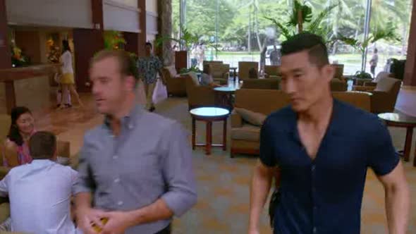 Náhled Hawaii.Five-0.S07E01.HDTV.XviD-AFG.avi (4)