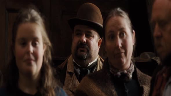 Náhled Far.from.the.Madding.Crowd.2015.BRRip.XviD.AC3.CZ.avi (2)