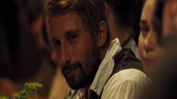 Náhled Far.from.the.Madding.Crowd.2015.BRRip.XviD.AC3.CZ.avi (5)