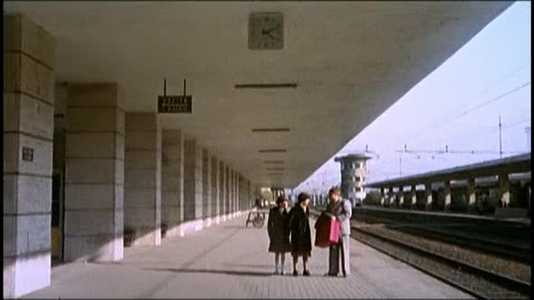 Náhled Tragéd Fantozzi-(1976).avi (1)