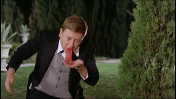 Náhled Tragéd Fantozzi-(1976).avi (5)