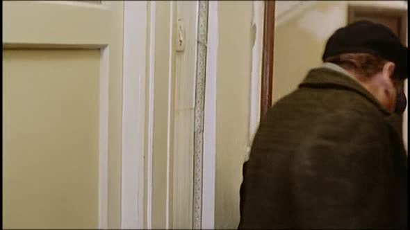 Náhled Tragéd Fantozzi-(1976).avi (7)
