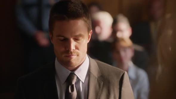 Náhled Arrow S01E02.avi (1)