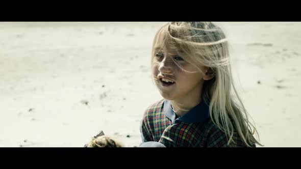 Náhled Under sandet. (Land of Mine).2015.CZ titulky.BRRip.720p.avi (10)
