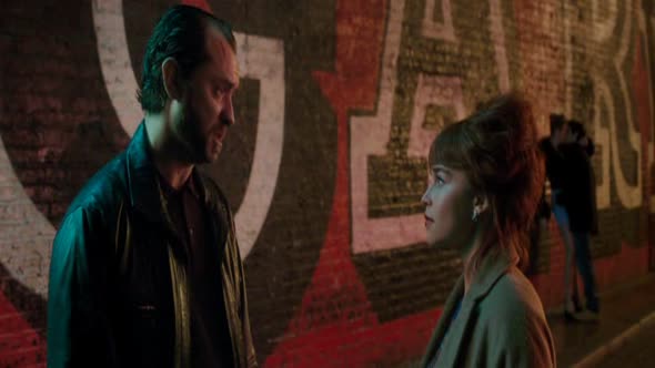 Náhled Dom.Hemingway.2013.DVDRip.XviD.CZ – H.avi (10)