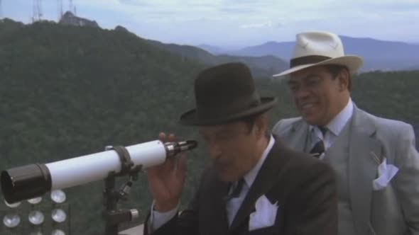 Náhled Dvojníci (1984) CZ dabing Akční Komedie.avi (6)