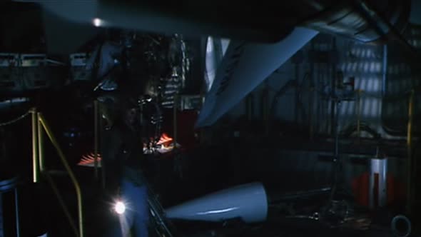 Náhled Virus (1999) CZ dabing Akční Horor Thriller Katastrofický.avi (4)