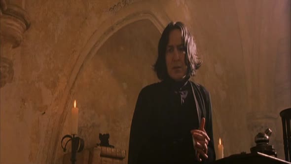 Náhled harry-potter-a-kamen-mudrcu-2001-czdabing.avi (4)