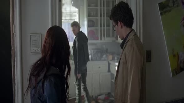 Náhled Mortal Instruments Město z kostí (2013) CZ dabing.avi (2)