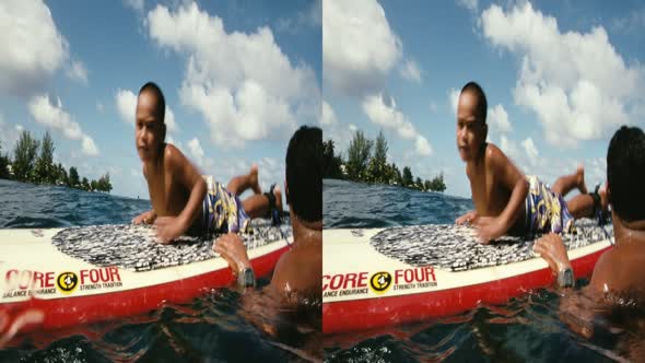 Náhled Tahiti Perfektní vlna 3D 2010 DOPORUCUJI.mkv (Wallter) (2)