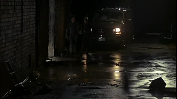 Náhled 24 hodin - 01x05 - 04.00 - 05.00.avi (10)