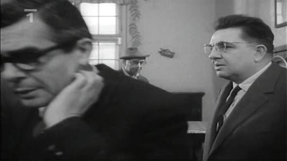 Náhled Bílá paní (1965).avi (9)