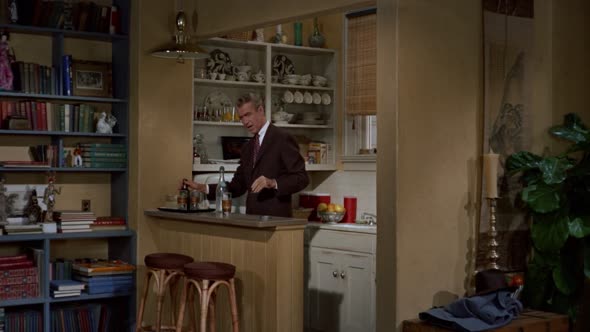 Náhled Vertigo.1958.1080p.BluRay.x264.YIFY.mp4 (3)