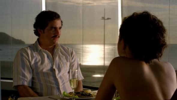 Náhled Narcos S01E5 CZtit.avi (2)