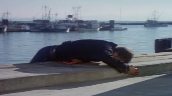 Náhled MacGyver.S03E03.DVDRip.XviD.CZ.avi (10)