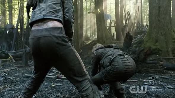 Náhled The-100-S02E04-(The-100-2x04)---CZ-titulky.avi (10)