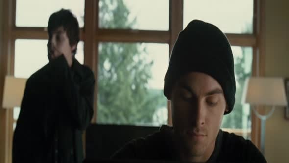 Náhled Donucen-ke-zločinu-CZ-2011-Thriller.avi (5)