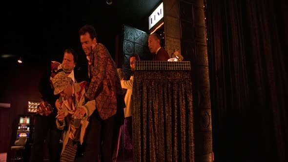 Náhled Strach a hnus v Las Vegas-Fear-And-Loathing-in-Las-Vegas.(1998)-1080p-CZ.mkv (3)