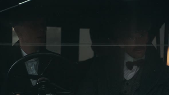 Náhled Peaky Blinders S01E02 - BRrip HD720p CZtitulky.mkv (2)