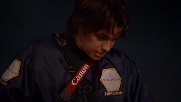 Náhled Sberatele kosti - Bones S01E01 Pilot (CZ).avi (2)