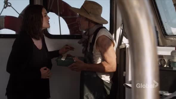 Náhled The.Blacklist.S04E02.HDTV.x264-KILLERS.mkv (5)