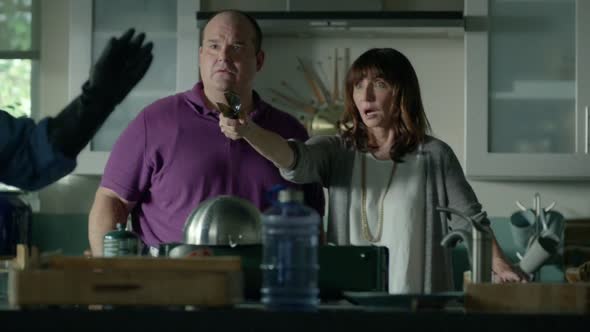 Náhled The.Last.Man.On.Earth.S03E01.720p.AVS.mkv (2)