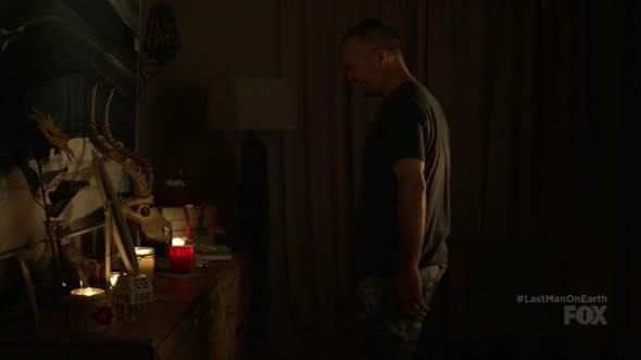 Náhled The.Last.Man.On.Earth.S03E01.720p.AVS.mkv (6)