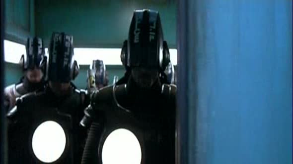 Náhled Pátý.element.Sci-Fi.cz.1997.avi (6)