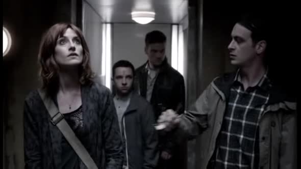Náhled Zmetci-(Misfits)-s04e06 CZ.avi (10)